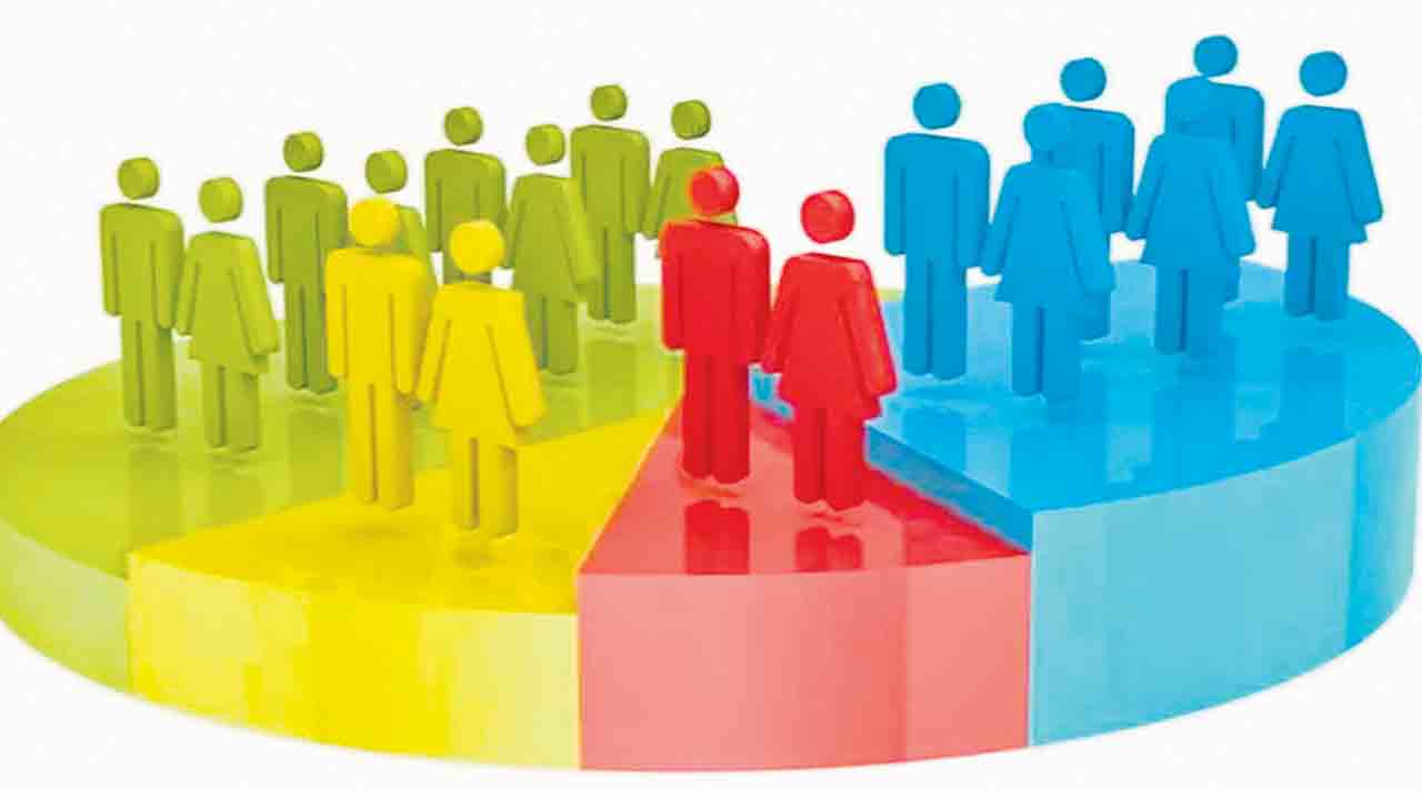 బీసీ క్రీమీలేయర్‌ పెంపునకు మోక్షమెప్పుడో?