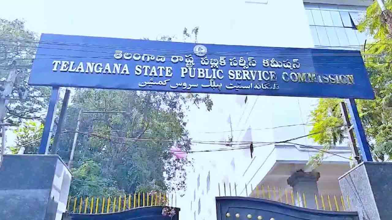 టీజీపీఎస్‌సీ సభ్యుడిగా రాథోడ్‌ బాధ్యతలు