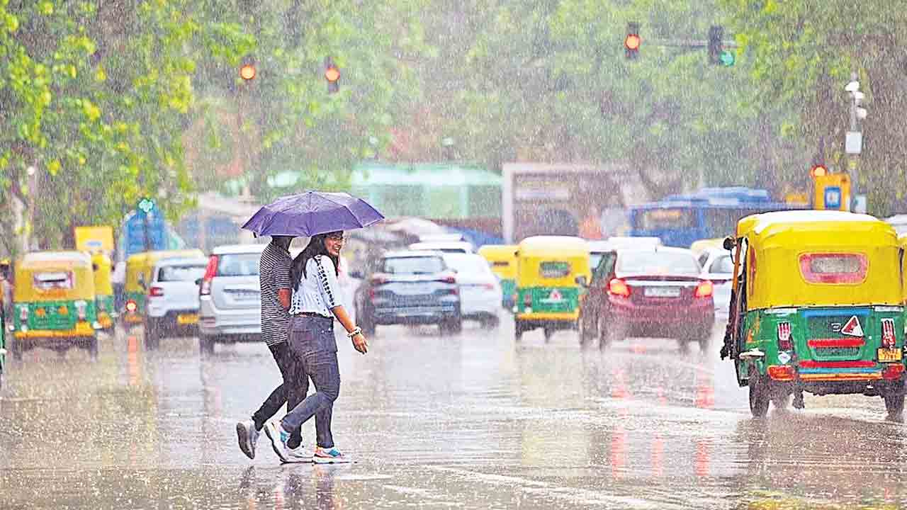 రెండు రోజులు భారీ వర్షాలు