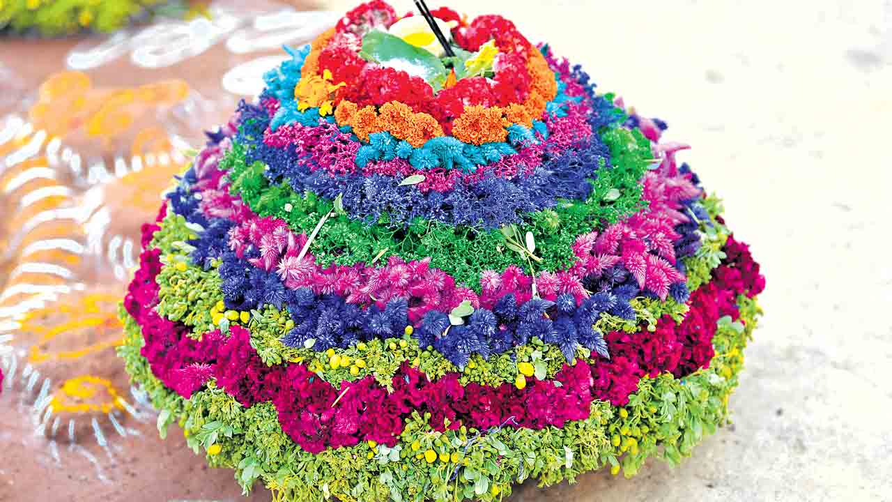 ఇవాళ్టి బతుకమ్మ .. సద్దుల బతుకమ్మ