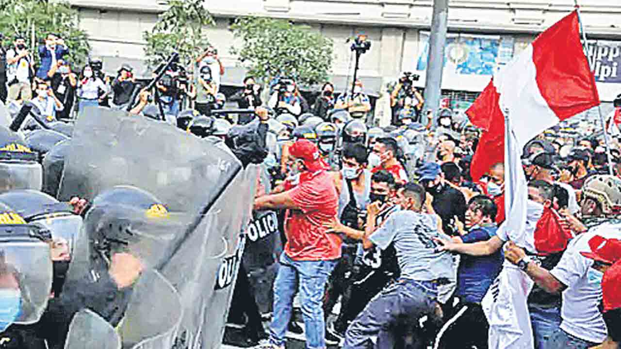 జెన్‌-జీ శంఖారావం.. అనేక దేశాలకు విస్తరిస్తున్న యువజన నిరసనలు