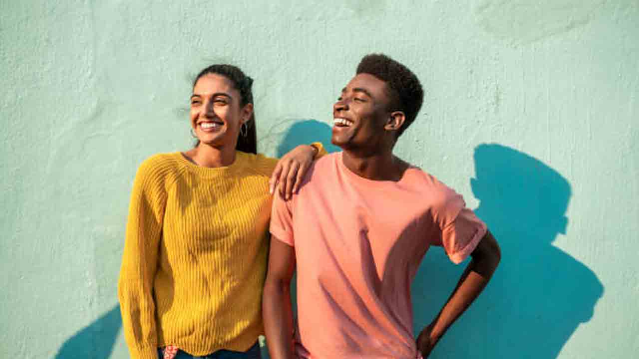 స్నేహంతో యవ్వనంగా..!