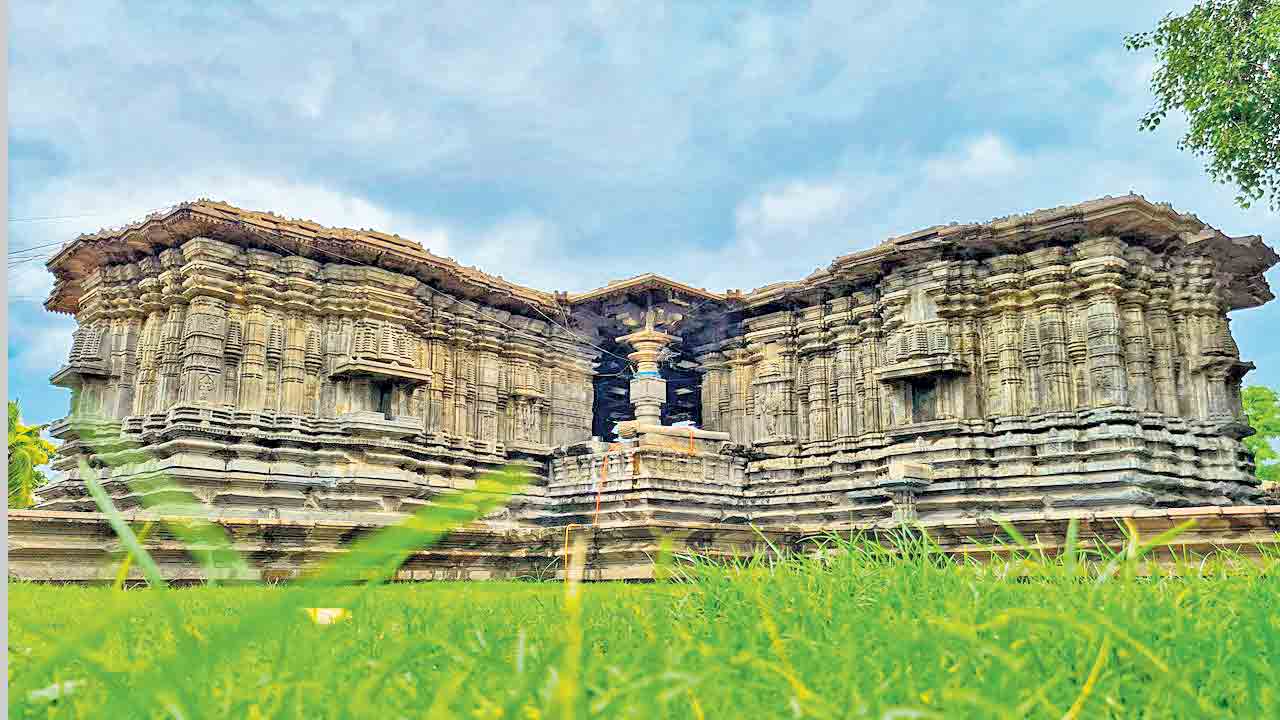 అటకెక్కిన టూరిజం పాలసీ