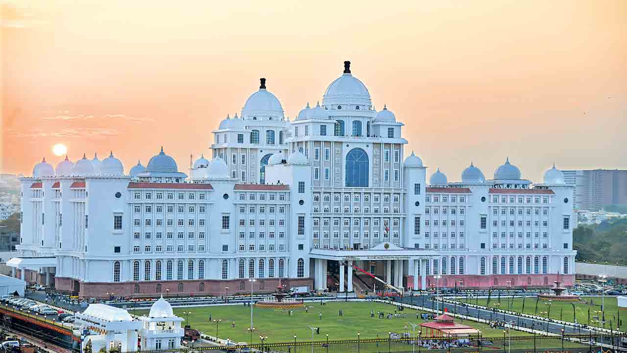 ‘నో ఫ్లెజోన్‌’గా సెక్రటేరియట్‌!.. కేసీఆర్‌ ఖ్యాతిని చూసి రేవంత్‌రెడ్డి ఓర్వలేకపోతున్నారని తీవ్ర విమర్శలు