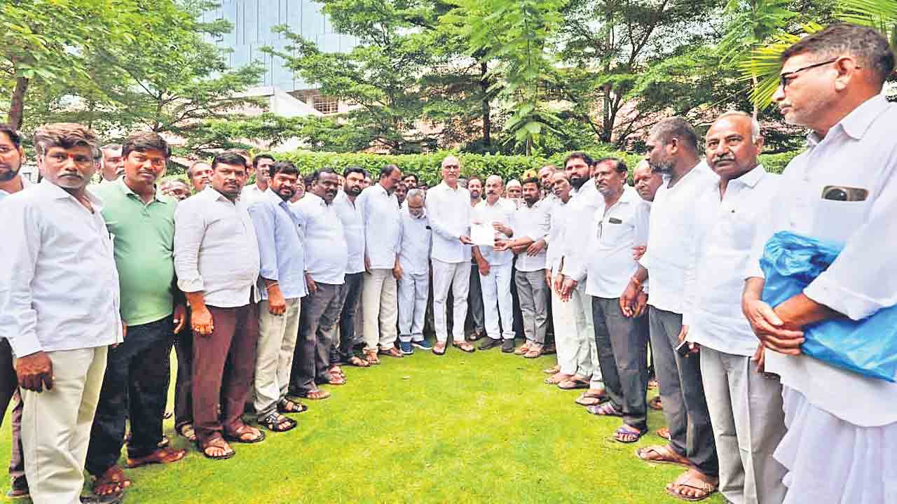 ట్రిపుల్‌ఆర్‌ రేవంత్‌ ఇంటి వ్యవహారం కాదు 