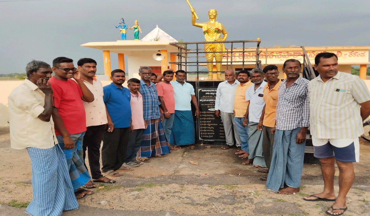 Chakali Ailamma | చిగురుమామిడి ఘనంగా చాకలి ఐలమ్మ వర్ధంతి వేడుకలు