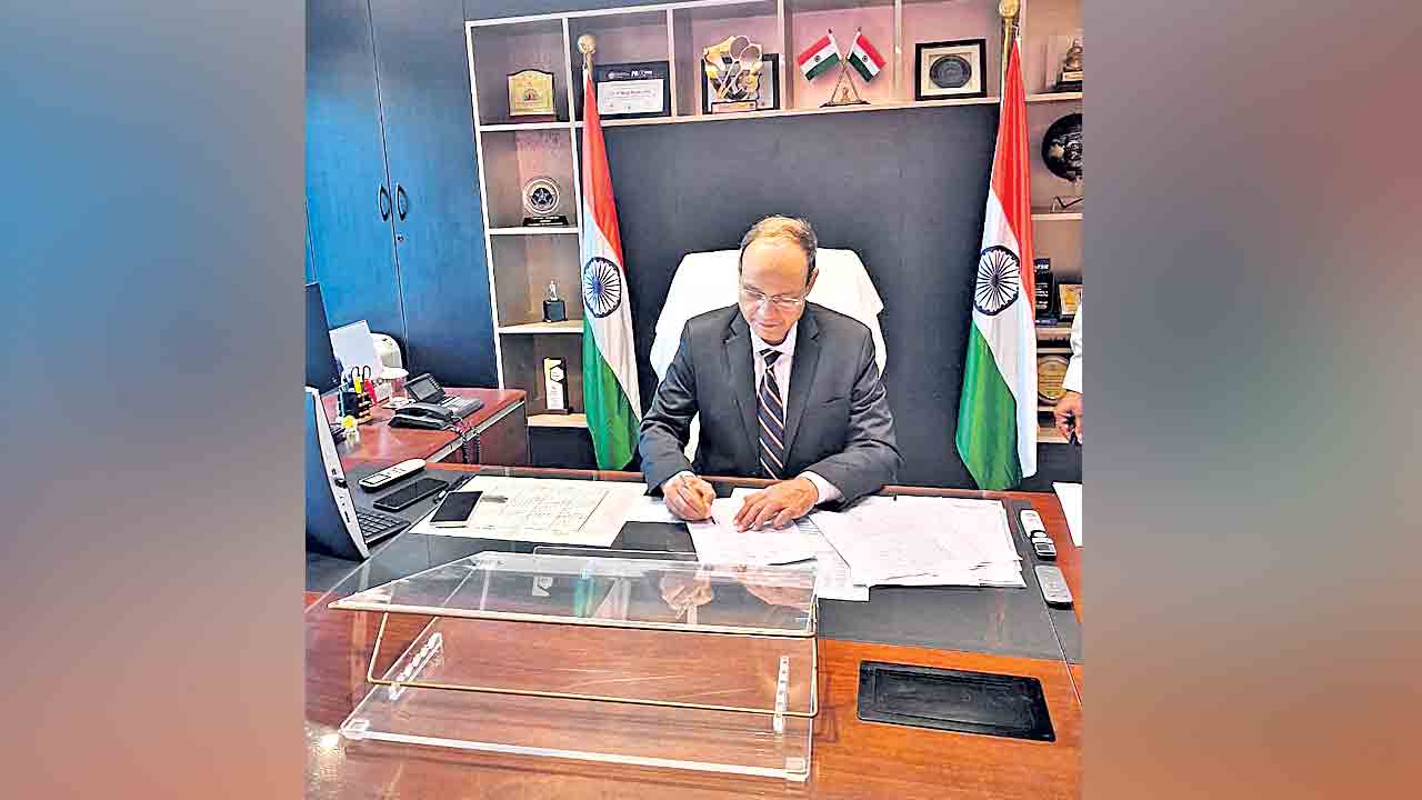 ఫైర్‌ డీజీగా విక్రమ్‌సింగ్‌ బాధ్యతలు