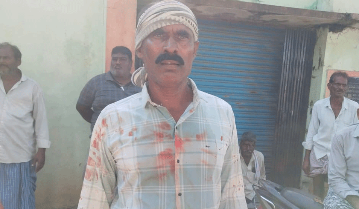 Husnabad | మంత్రి పొన్నం ప్రభాకర్‌ ఇలాకాలో యూరియా కోసం కొట్టుకున్న రైతులు