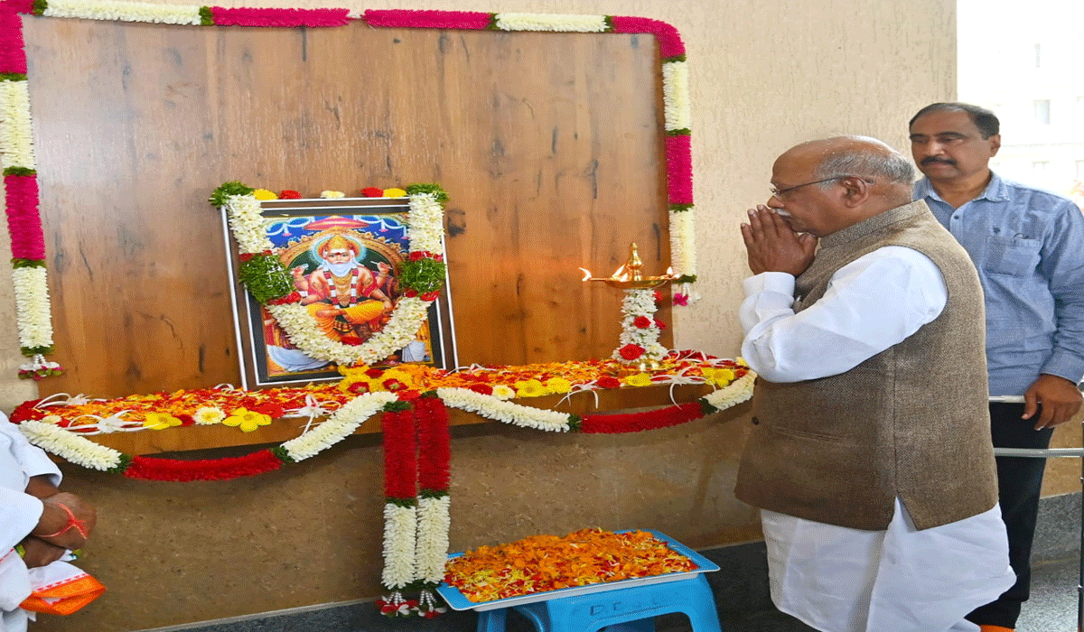 BC Commission Chairman | శిల్పకళ, వాస్తుశిల్పి మూలపురుషుడు విశ్వకర్మ.. బీసీ కమిషన్ చైర్మన్ జీ నిరంజన్