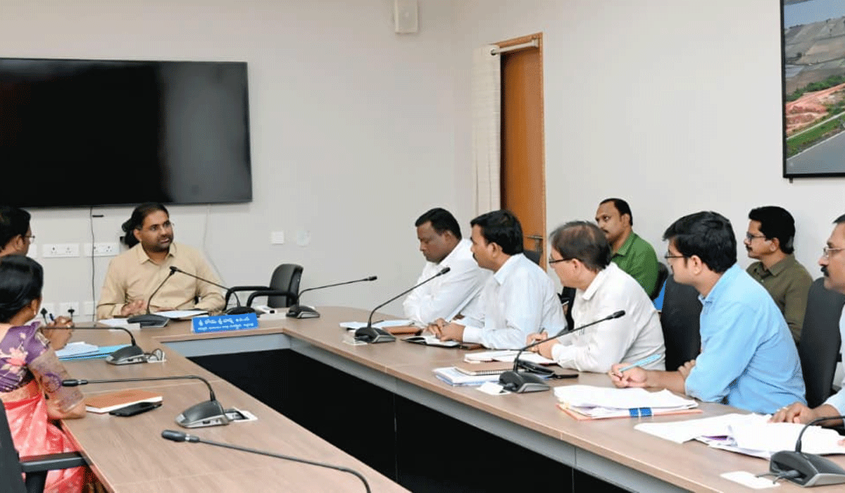 Collector Koya Sri Harsha | పెద్దపల్లి జిల్లాలో ఇసుక లభ్యతపై సర్వే చేపట్టాలి.. కలెక్టర్‌ కోయ శ్రీ హర్ష