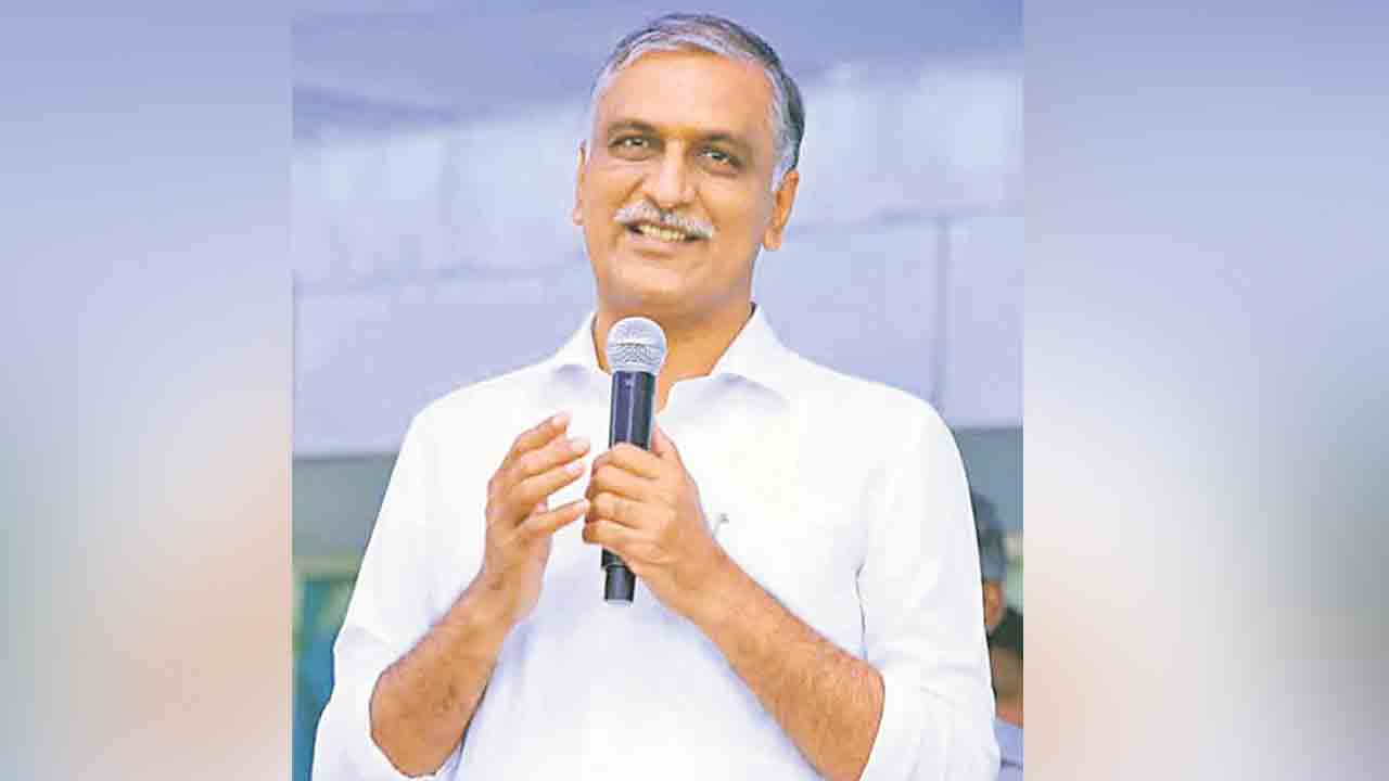 రేషన్ డీలర్ల జీవితాలతో చెలగాటం