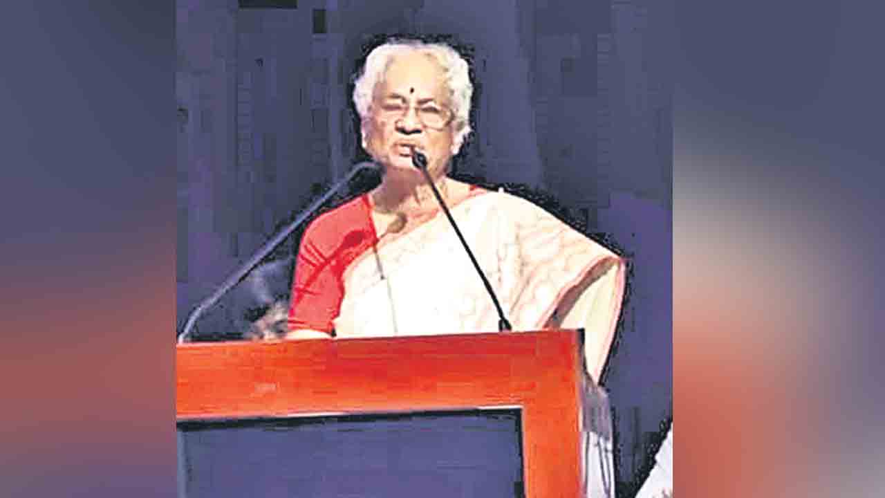 వారసత్వ ఆస్తిని పేదలకు ఇస్తాంది