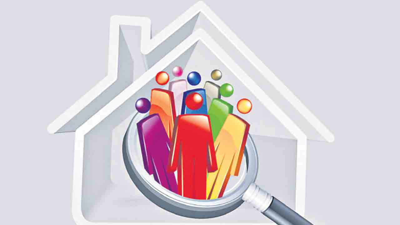 BC Reservations | ఎవరైనా కోర్టుకు వెళ్తే వారిపైనే నిందలేద్దాం.. బీసీ కోటాపై సర్కారు డ్రామా