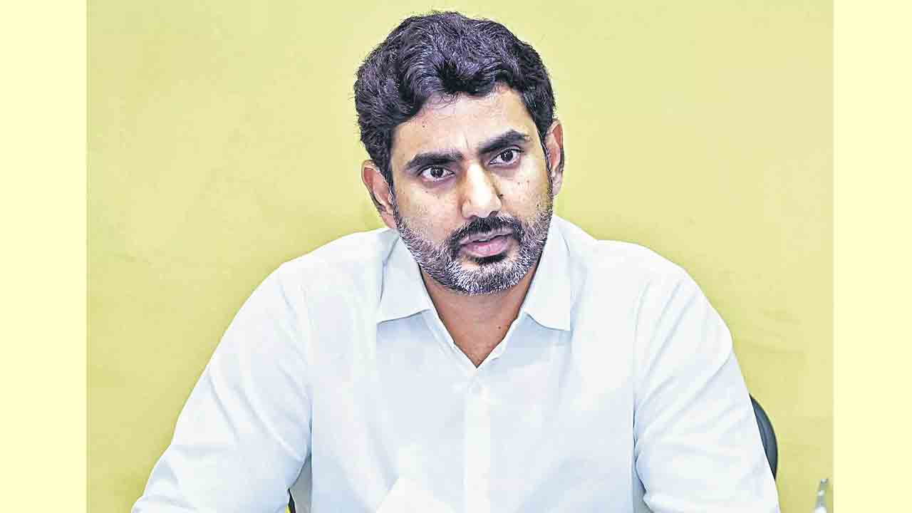 ముఖ్యమంత్రిని అడిగి కేటీఆర్‌ను కలవాలా..?