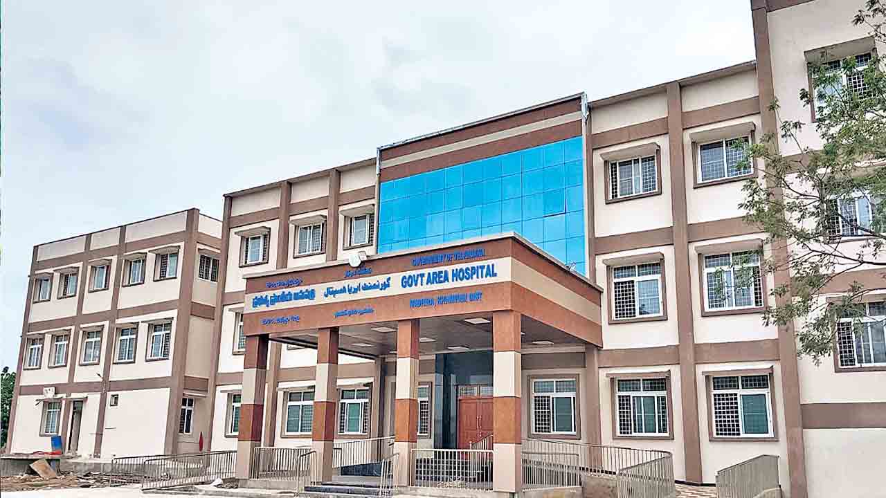 మధిరలో వంద పడకల దవాఖానకు మోక్షమెప్పుడో?