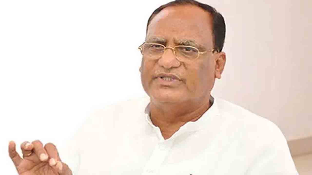 శాసనమండలి నిర్మాణ పనులను వేగంగా పూర్తి చేయండి