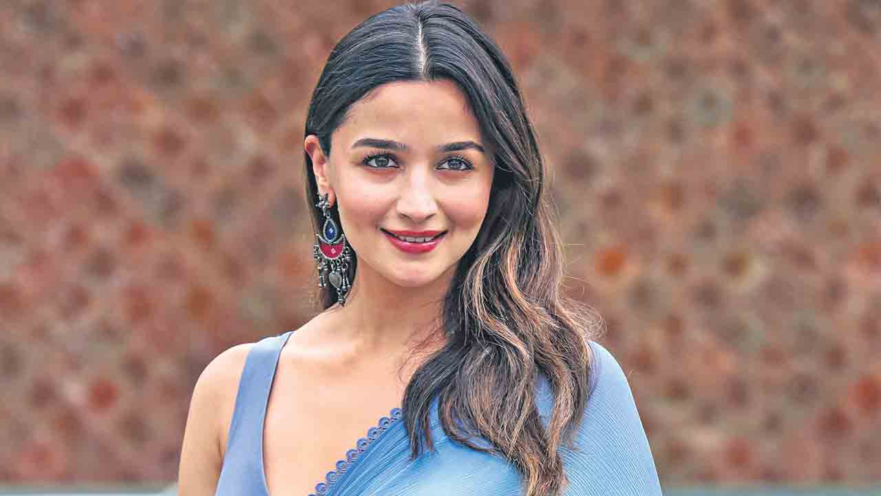 తన కోసం ఓ సినిమాటిక్‌ వరల్డ్‌ని సృష్టిస్తా