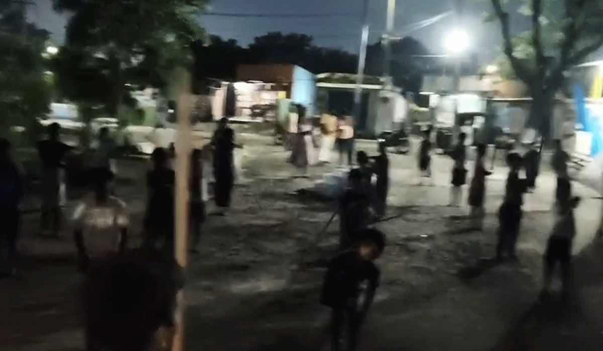 Godavarikhani | పిల్లలపై ప్రతాపమా…? సిగ్గు.. సిగ్గు.. అంటున్న జనం..!