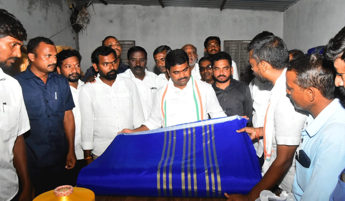 MLA Medipalli Satyam | చేనేత కార్మికులను ఇబ్బంది పెడితే సహించేది లేదు.. ఎమ్మెల్యే మేడిపల్లి సత్యం