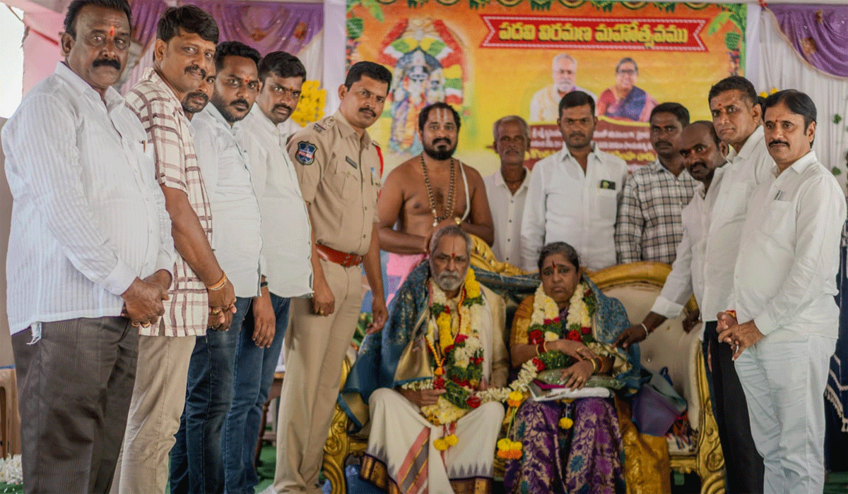 Devunipalli temple | ఘనంగా దేవునిపల్లి ఆలయపూజారి పదవీ విరమణ.. పలువురి ప్రముఖుల హాజరు