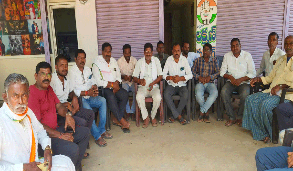 UREA | పది రోజుల్లో రైతులకు సరిపడా యూరియా.. మార్కెట్ కమిటీ చైర్మన్ బుర్ర రాములు గౌడ్