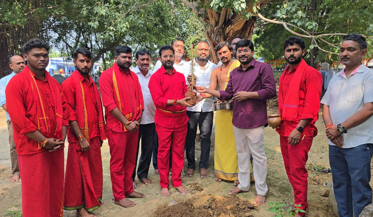 Green India Challenge | ఊరు ఊరికో జమ్మి… గుడి గుడికో జమ్మి.. ‘గ్రీన్ ఇండియా ఛాలెంజ్’ ఒక మహా యజ్ఞం…