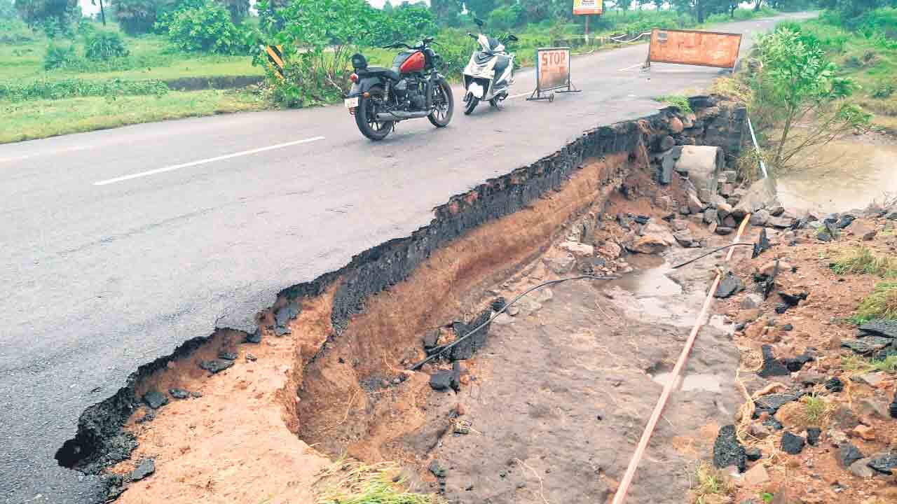 మరమ్మతులకు మొండిచేయి