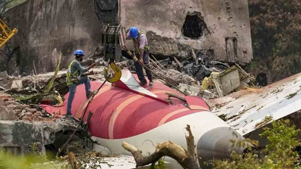 Supreme Court | పైలట్‌పై దుష్ప్రచారం దురదృష్టకరం.. ఎయిరిండియా ప్రమాదంపై సుప్రీంకోర్టు