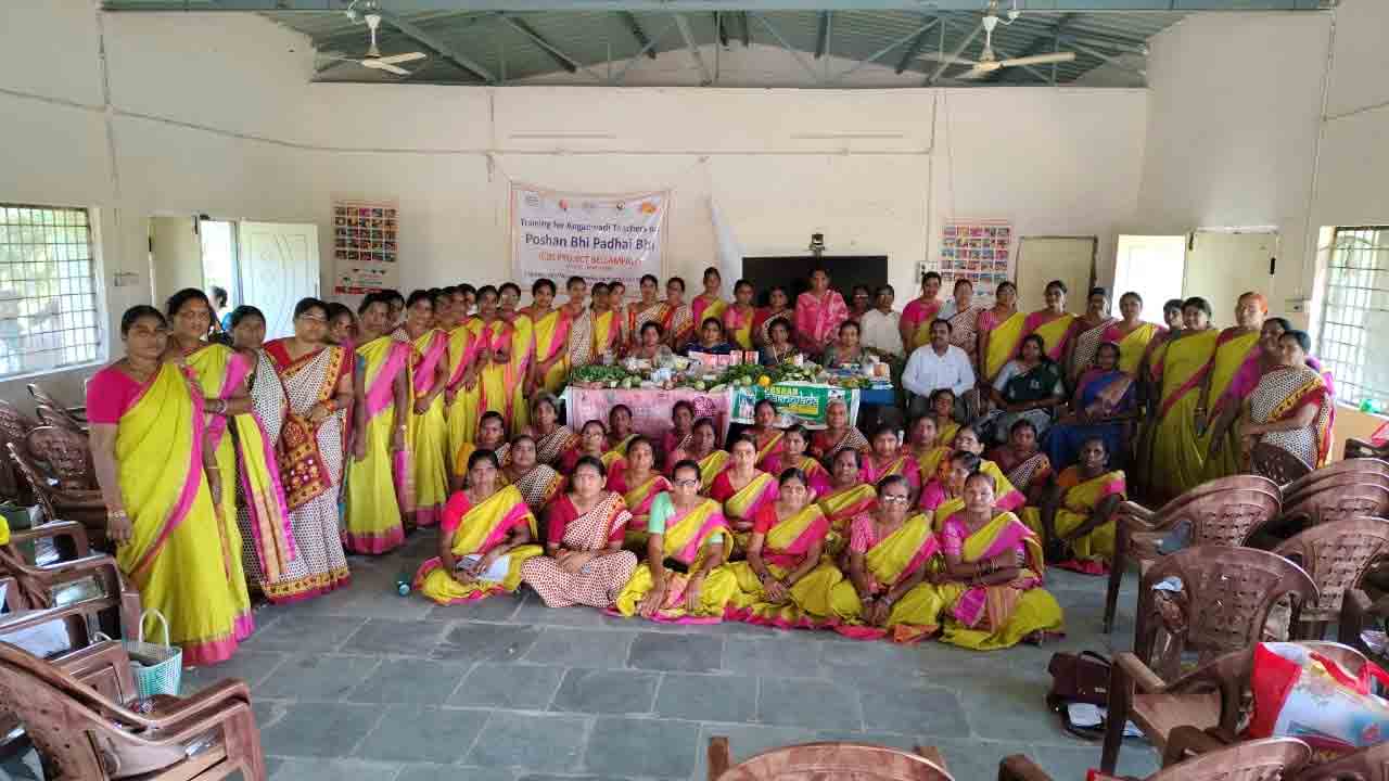 Anganwadi Teachers | అంగన్‌వాడీ టీచర్లు బాధ్యతాయుతంగా విధులు నిర్వర్తించాలి : జిల్లా సంక్షేమాధికారి రవూఫ్ ఖాన్