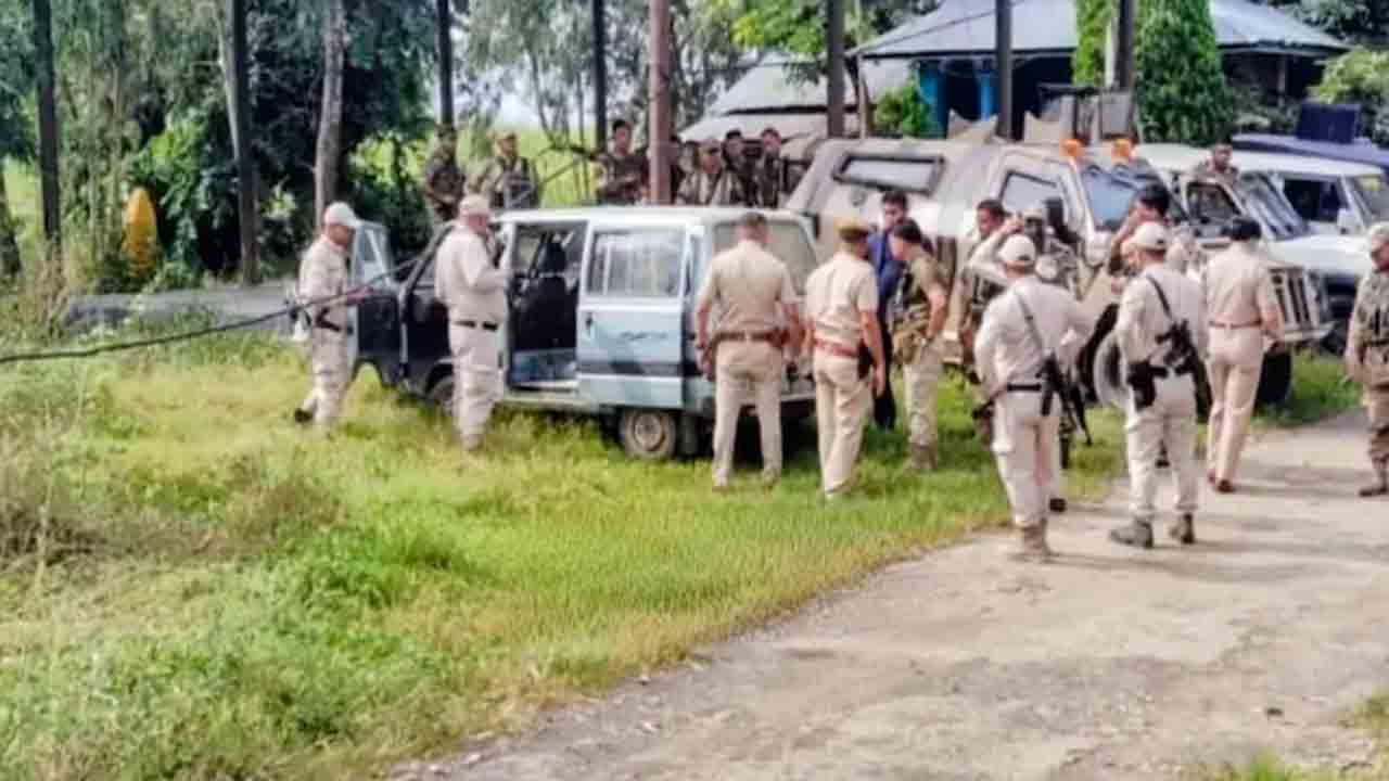 Attack On Assam Rifles Convoy | అస్సాం రైఫిల్స్ కాన్వాయ్‌పై కాల్పులు.. ఇద్దరు   జవాన్లు మృతి, ఐదుగురికి గాయాలు