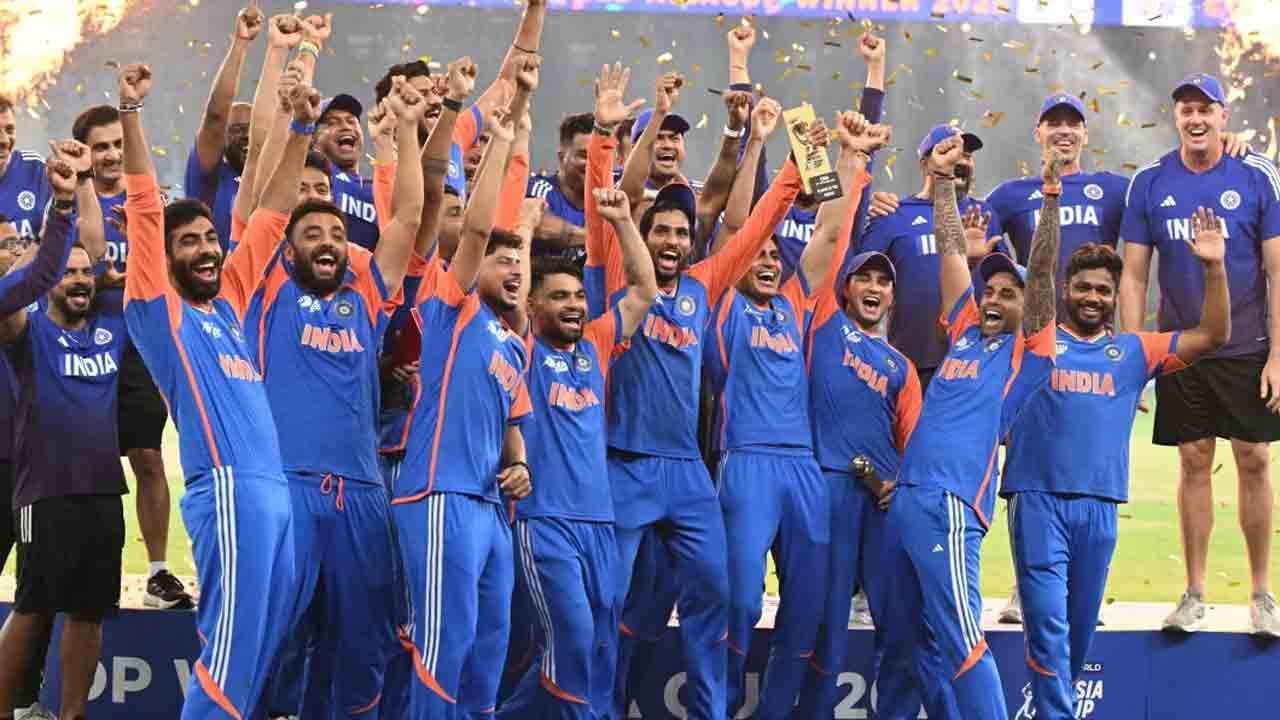 BCCI | ఆసియా కప్‌ విజేత భారత్‌కు బీసీసీఐ భారీ నజరానా.. ఎన్ని కోట్లంటే..?