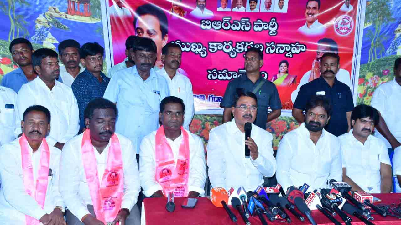 KTR Tour | కేటీఆర్ గద్వాల పర్యటనను విజయవంతం చేయాలి : మాజీ మంత్రులు నిరంజన్‌ రెడ్డి, శ్రీనివాస్‌ గౌడ్‌ పిలుపు