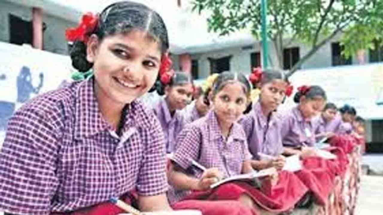 రెండేండ్లుగా నిలిచిన చెల్లింపులు.. బెస్ట్ అవైలబుల్ నిధులిస్తారా? వదిలేస్తారా?