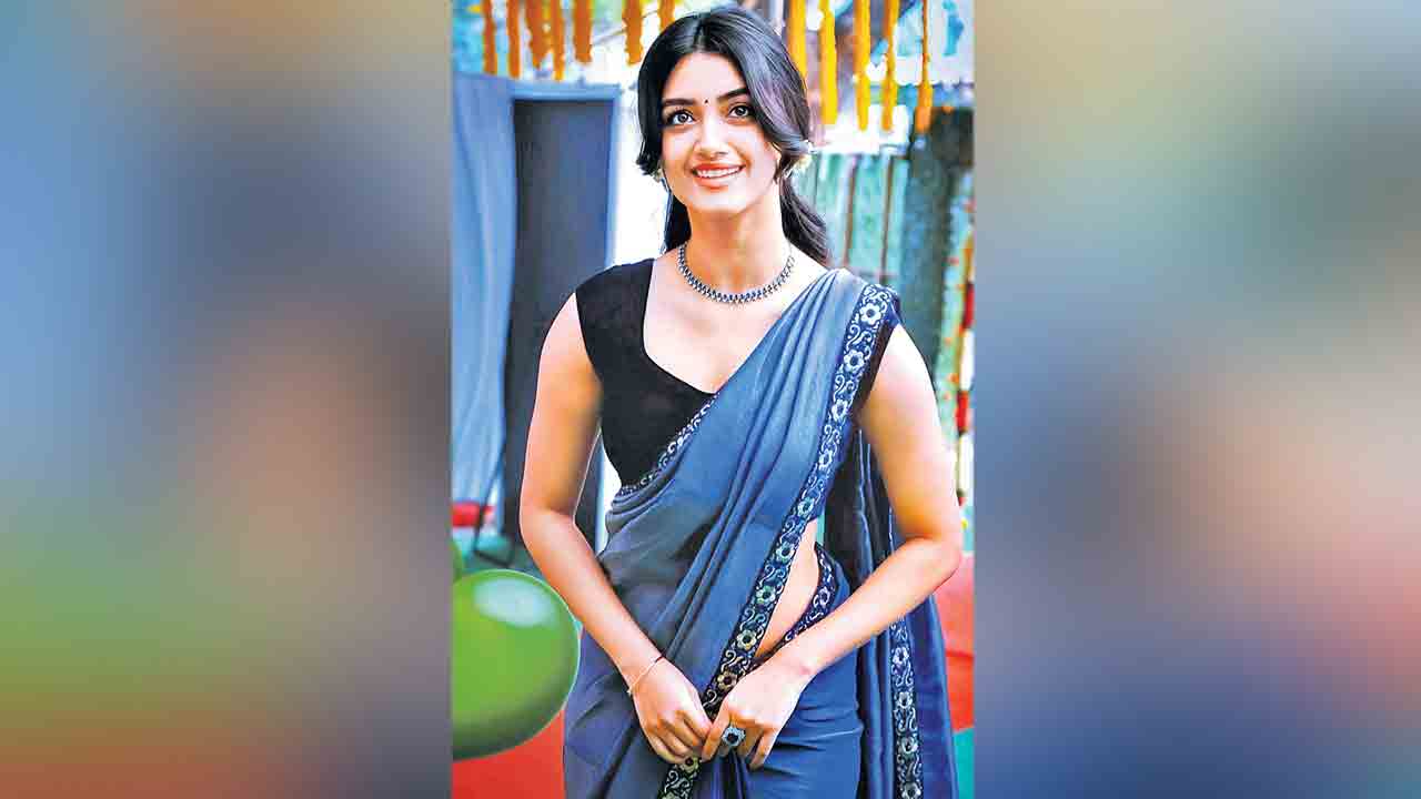 రామ్‌ రాసిన పాట భాగ్యశ్రీ నోట