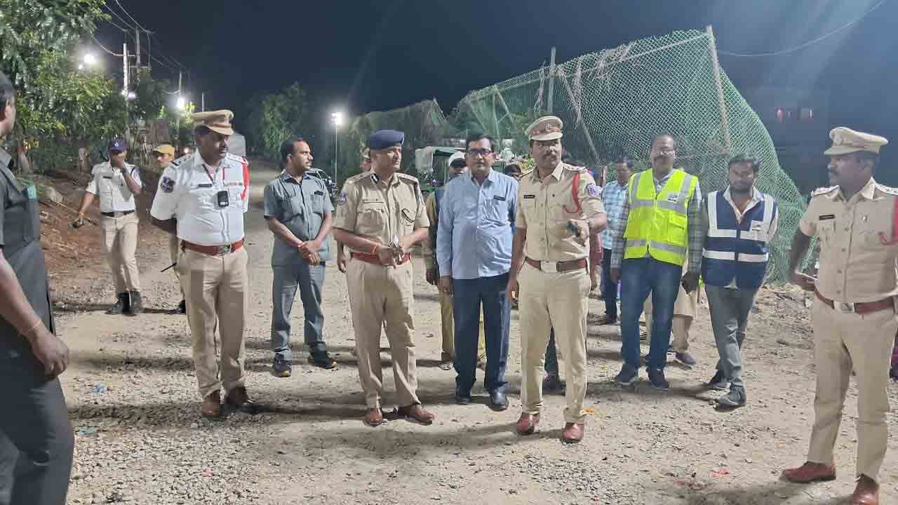 CP Sudheer Babu | మాసబ్ చెరువు వద్ద రాచకొండ సీపీ సుధీర్ బాబు పరిశీలన