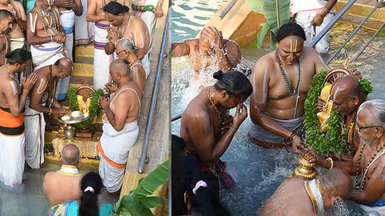 Tirumala | అనంత పద్మనాభవ్రతం సందర్భంగా పుష్కరిణిలో శాస్త్రోక్తంగా చక్రస్నానం