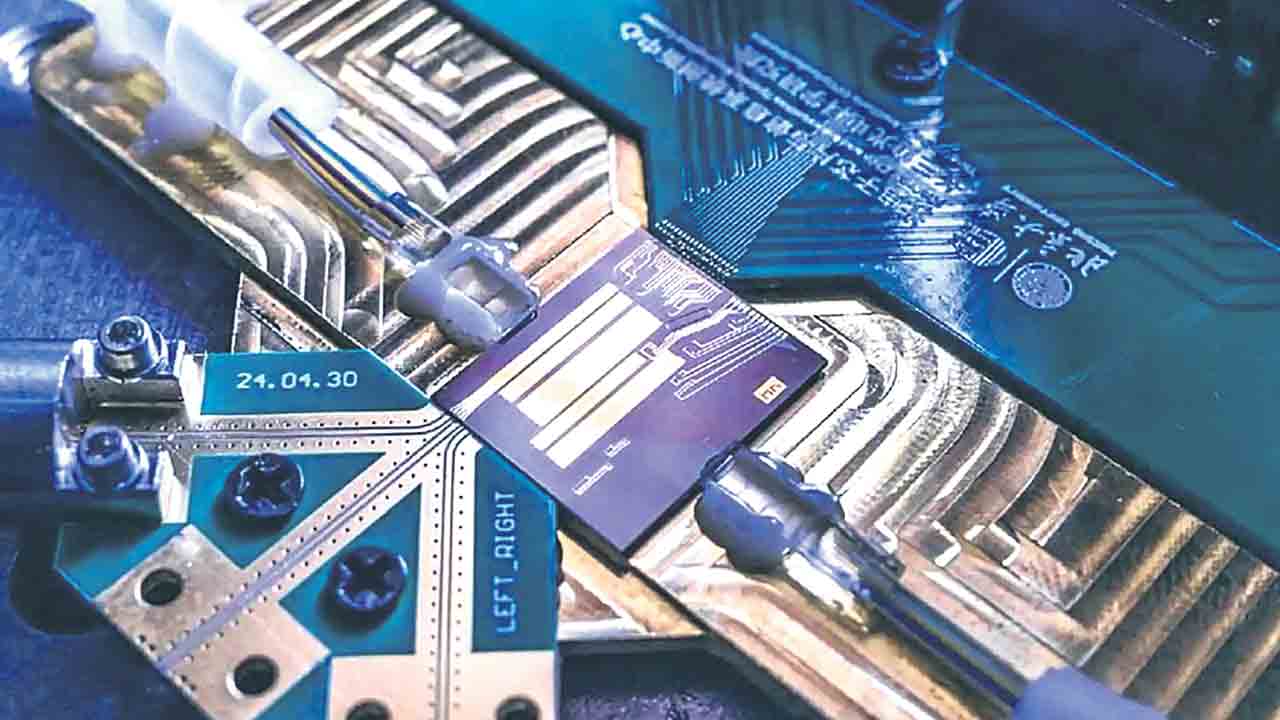 ‘ఆల్‌ ఫ్రీక్వెన్సీ’ 6జీ చిప్‌!.. ఆరవ తరం టెలికమ్యూనికేషన్‌పై సైంటిస్టుల ముందడుగు