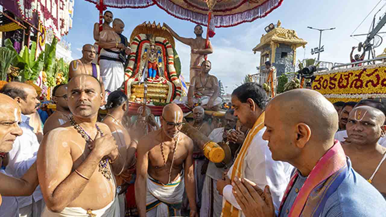 Chinna Shesa Vahanam 1