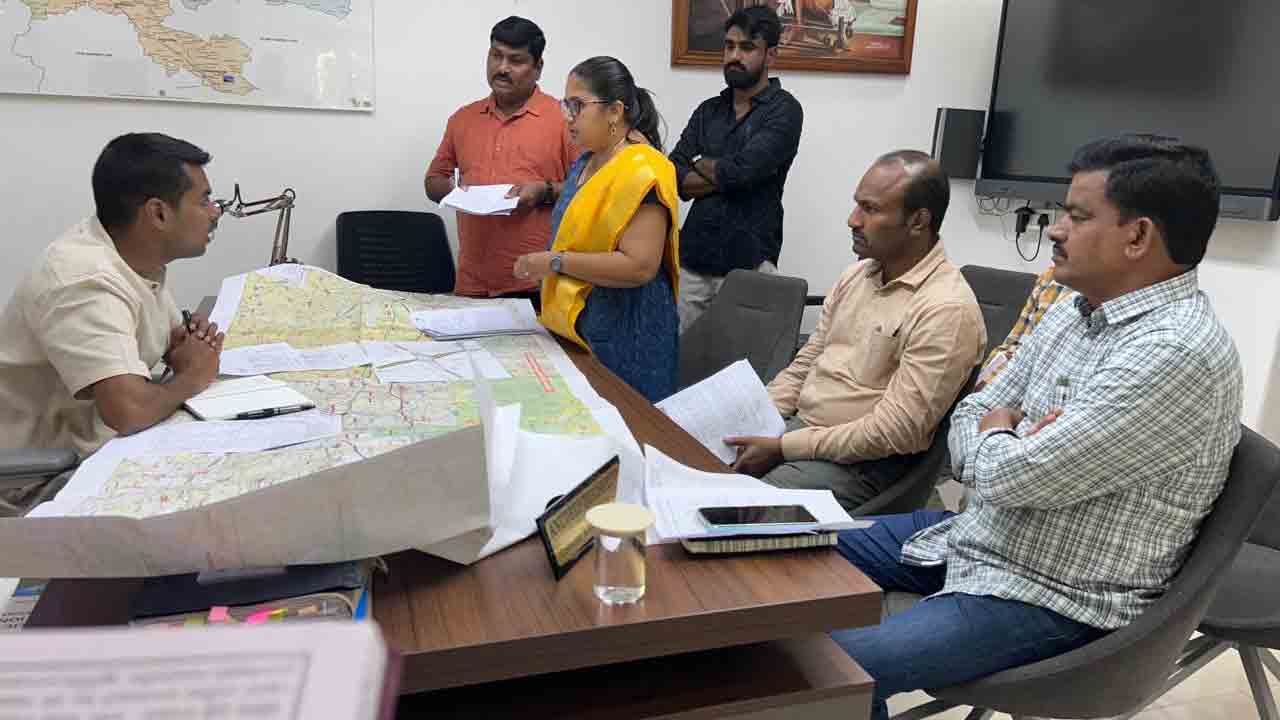 జాతీయ రహదారులకు భూసేకరణ పూర్తి చేయాలి