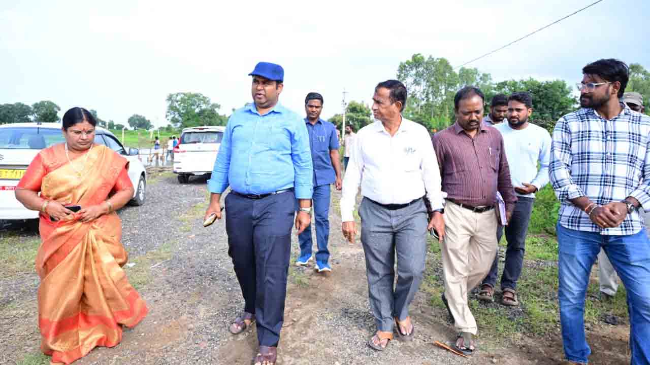 Collector Rahul Raj | వినాయక నిమజ్జనానికి గజ ఈతగాళ్లు, శానిటేషన్ వర్కర్స్ : మెదక్‌ కలెక్టర్ రాహుల్ రాజ్