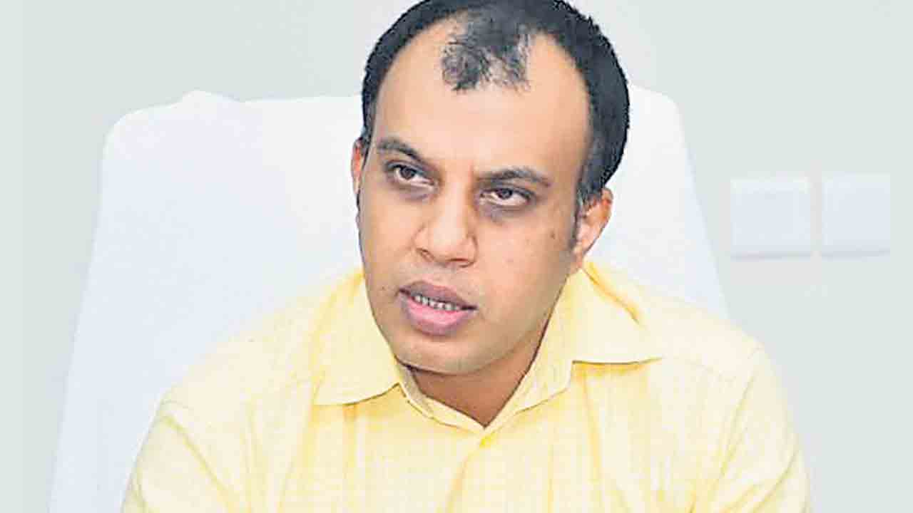 సిరిసిల్ల కలెక్టర్‌పై సర్కార్‌ సీరియస్‌!