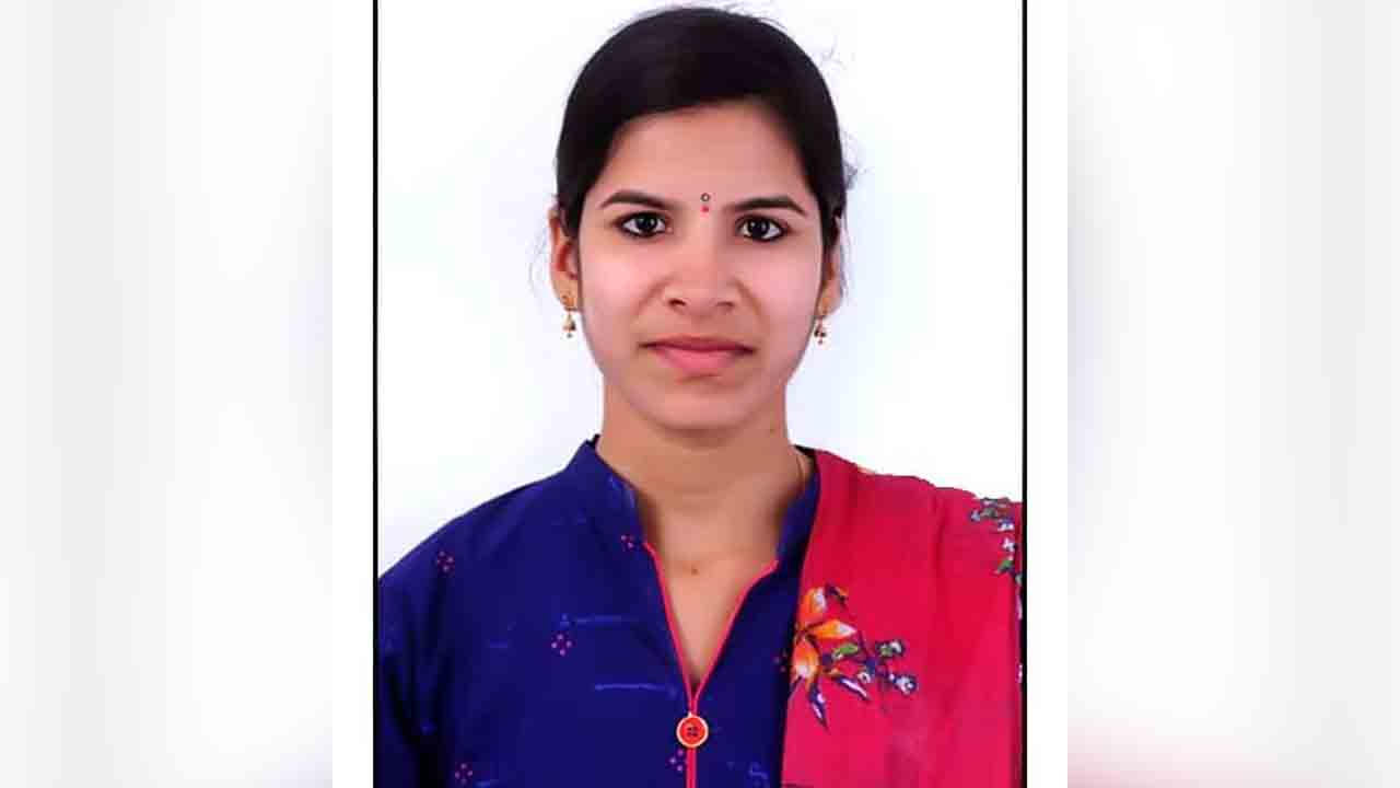 Doctorate | కట్కూర్ గ్రామ వాసి కరుణ రెడ్డికి డాక్టరేట్