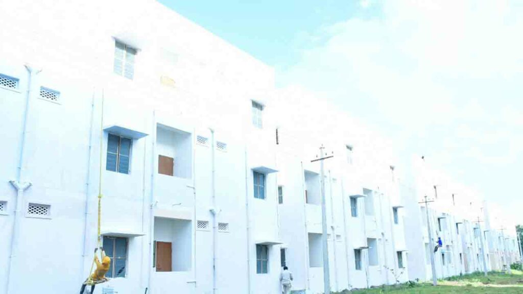 Double Bedroom Houses