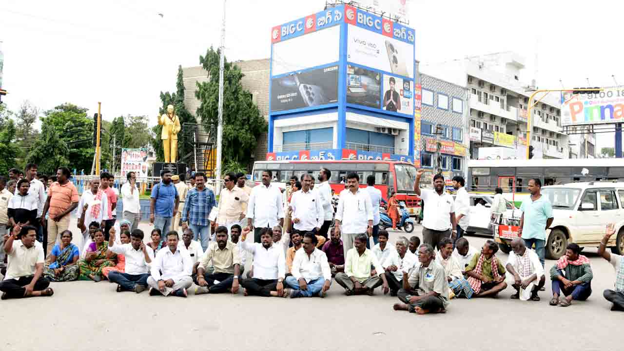 కదంతొక్కిన.. కర్షకన్న