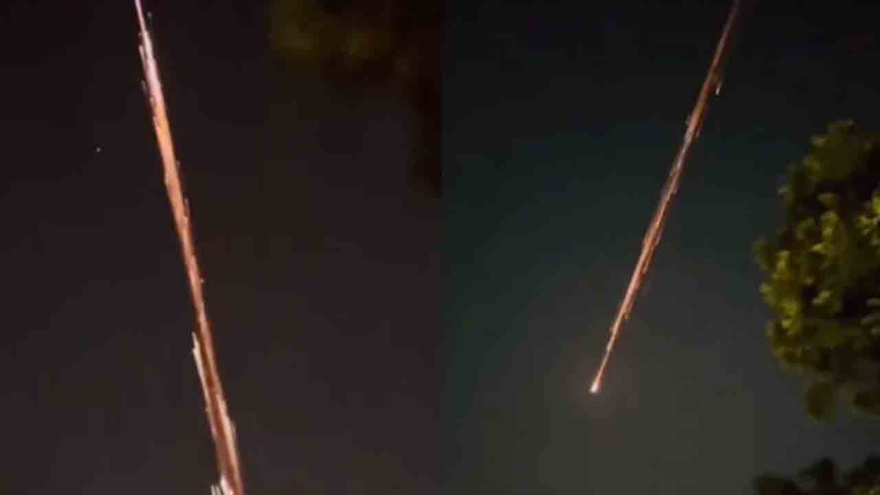 Watch: అర్ధరాత్రి వేళ ఆకాశంలో ప్రకాశవంతమైన కాంతులు.. వీడియో వైరల్‌