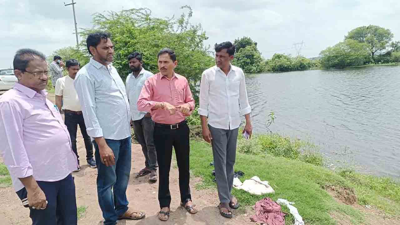 Ganesh Immersion | నిమజ్జన ర్యాలీలలో ప్రమాదాలు జరుగకుండా జాగ్రత్తలు తీసుకోవాలి : పెద్దపల్లి తహసీల్దార్ రాజయ్య యాదవ్