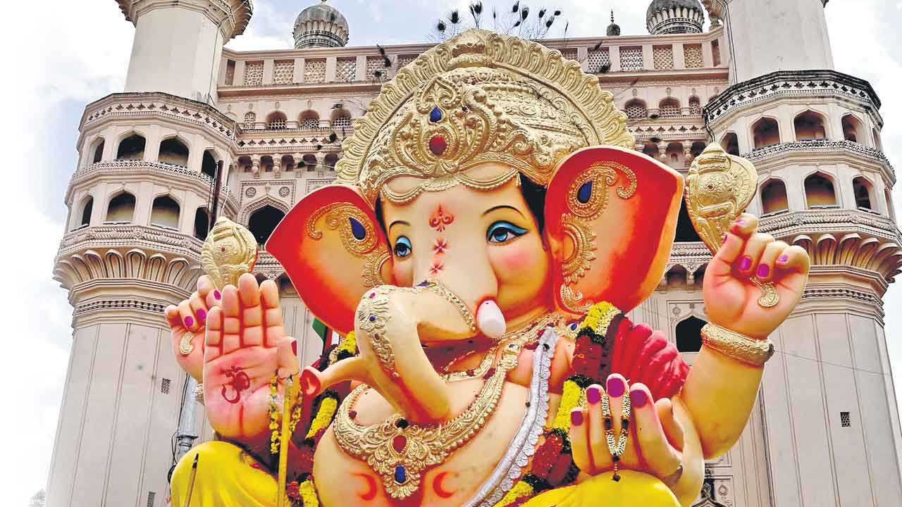 శోభాయమానంగా..