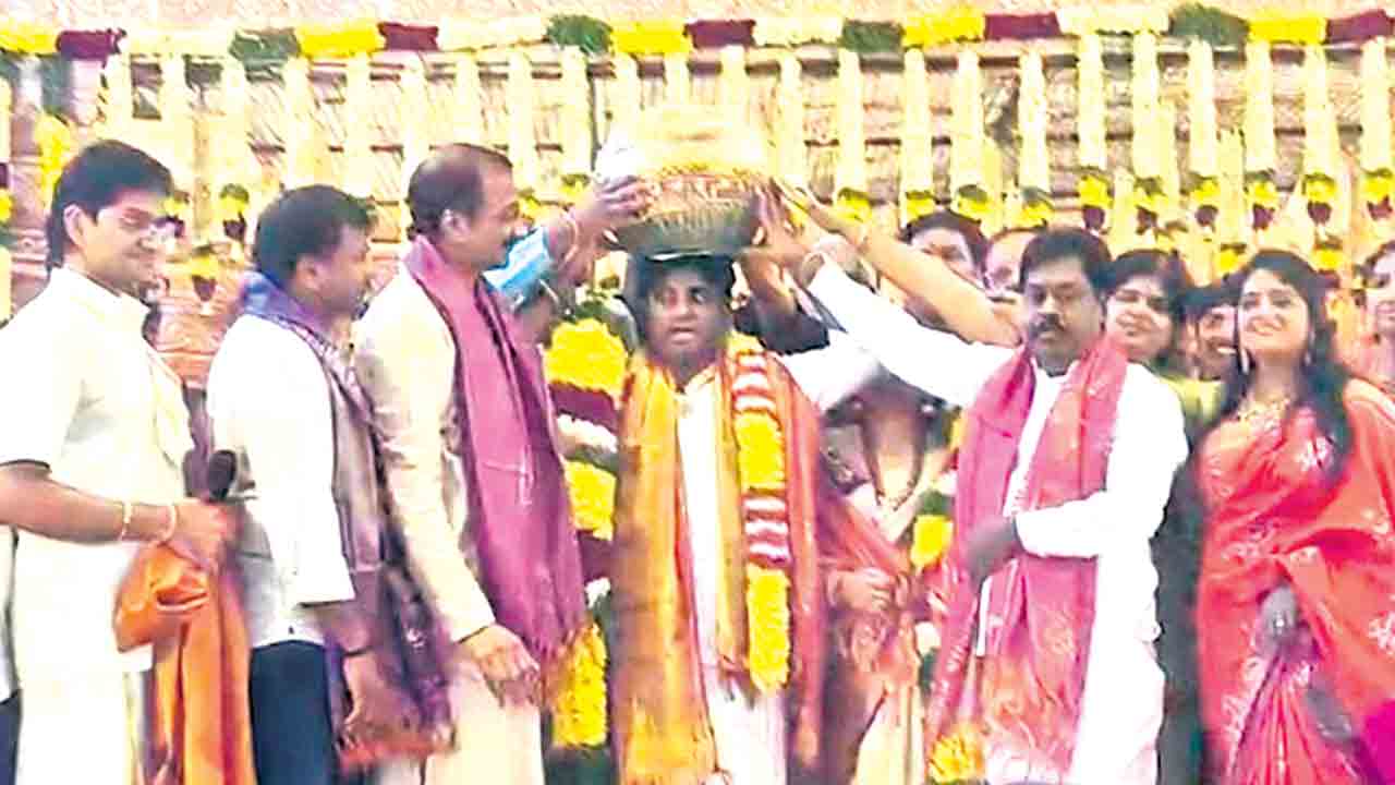 మైహోం భుజాలో 51లక్షలకు గణేశ్‌ లడ్డూ