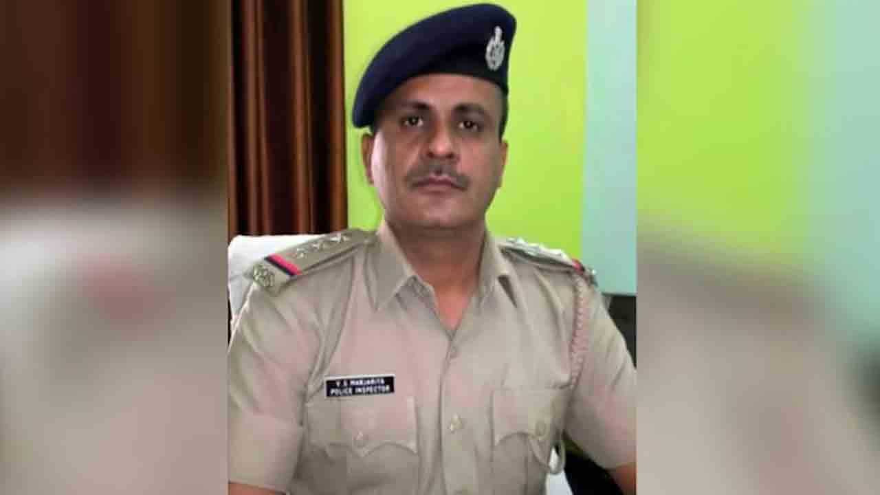 cop dies of rabies | పోలీస్‌ అధికారిని రక్కిన కుక్క.. రేబిస్ సోకి మృతి