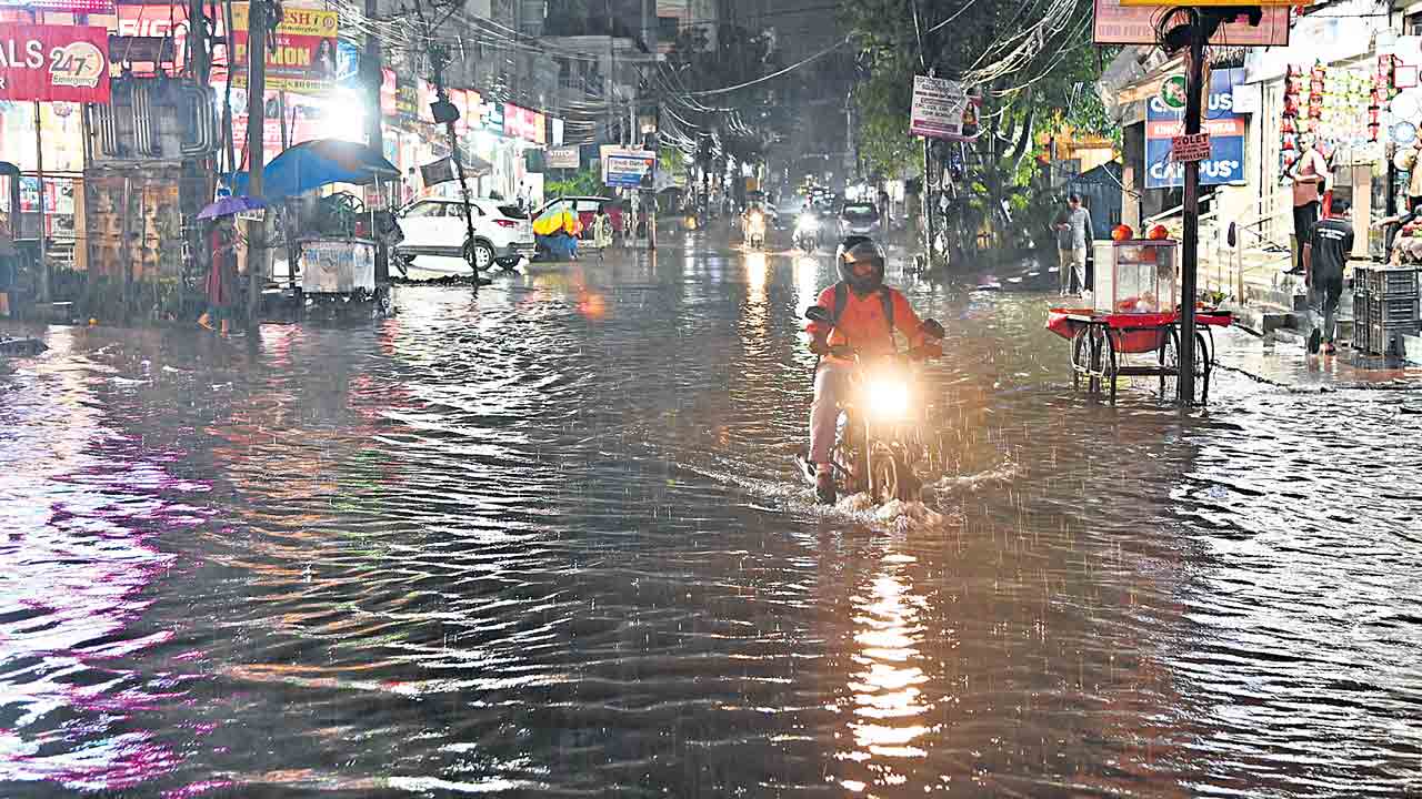 సీఎం పర్యటించినా మారని తీరు